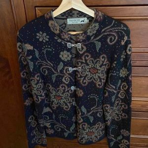 Peruvian Link Alpaca collection. Ladies cardigan/jacket.  Flowered design.
